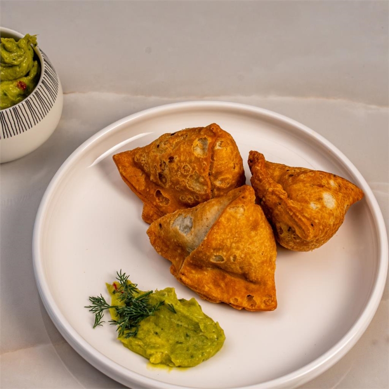Humza Samosa Punjabi au Poulet 750 gr x 8 pc